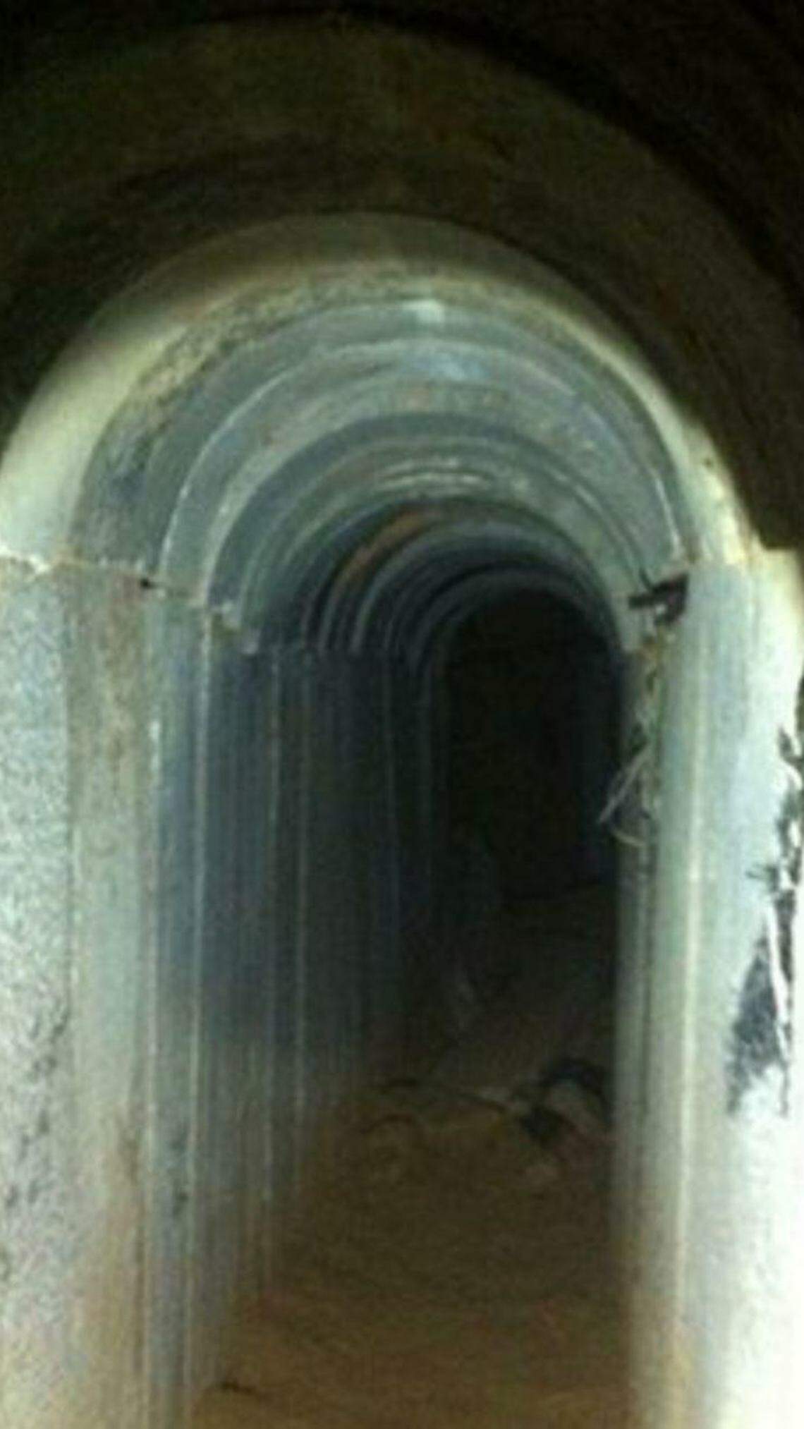 以平民为肉盾 哈马斯在加沙的神秘地下隧道.jpg